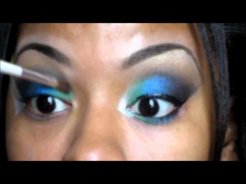 Shocking Blue Eyeshadow Tutorial/OOTD