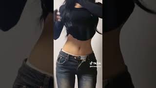 Tiktok En Ince Belli Kız