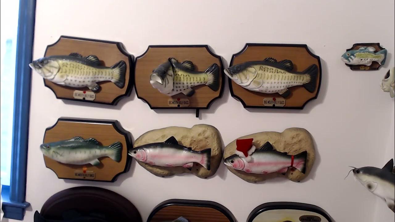 Big Mouth Billy Bass (One Song) - YouTube