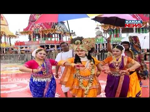 Soaked in Rain, Filled with Devotion! Dancers Mesmerize Bada Danda During Ratha Jatra