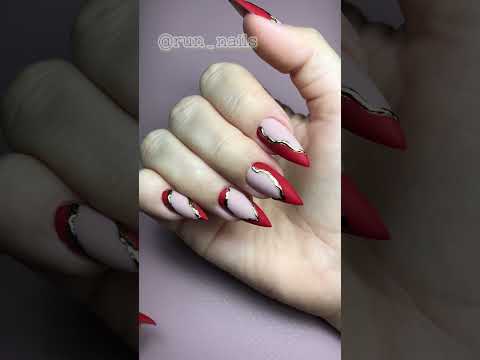 Video: Bonya Er Utilfreds: Fans Gjorde Narr Af Hendes Manicure