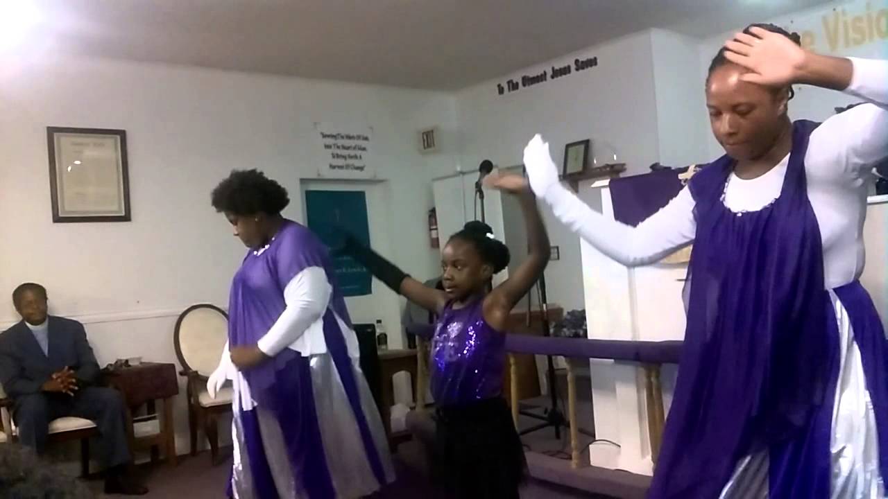 "Turning Around For Me" praise dance. YouTube