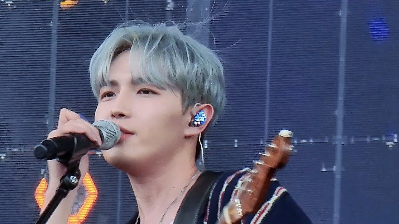 김재환 리슨어게인 리허설 • 무대 세로캠 220916. 4K
