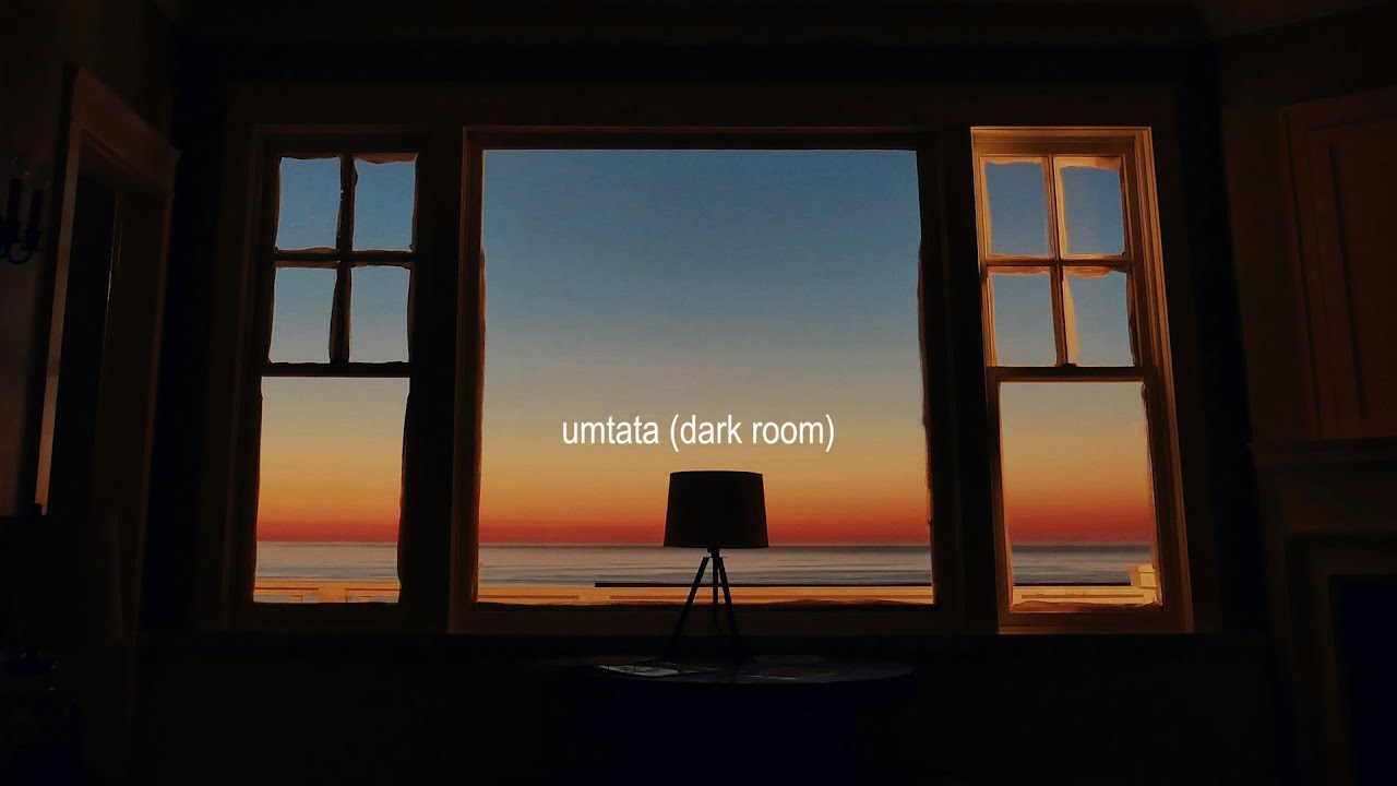 umtata (темная комната) - Видео с текстом песни