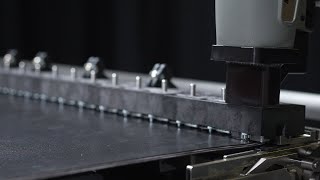 48-inch Alligator® Staple Gold Class™ Plus Operation