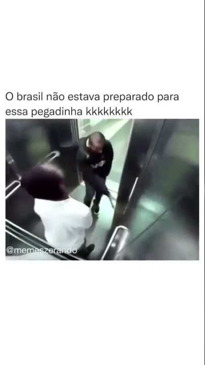 Dor de barriga no elevador #comedy