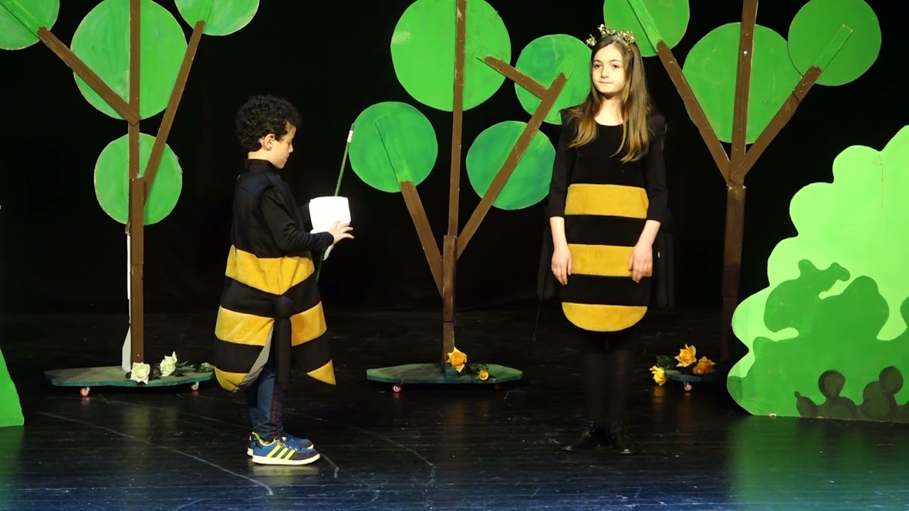 Misioni i bletëve - Teatër për fëmijë. Regjisor: Ledian Gjeçi