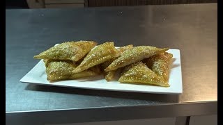 Download Lagu koken met chef Mohamed: bladerdeeghapjes met gehakt #11 MP3