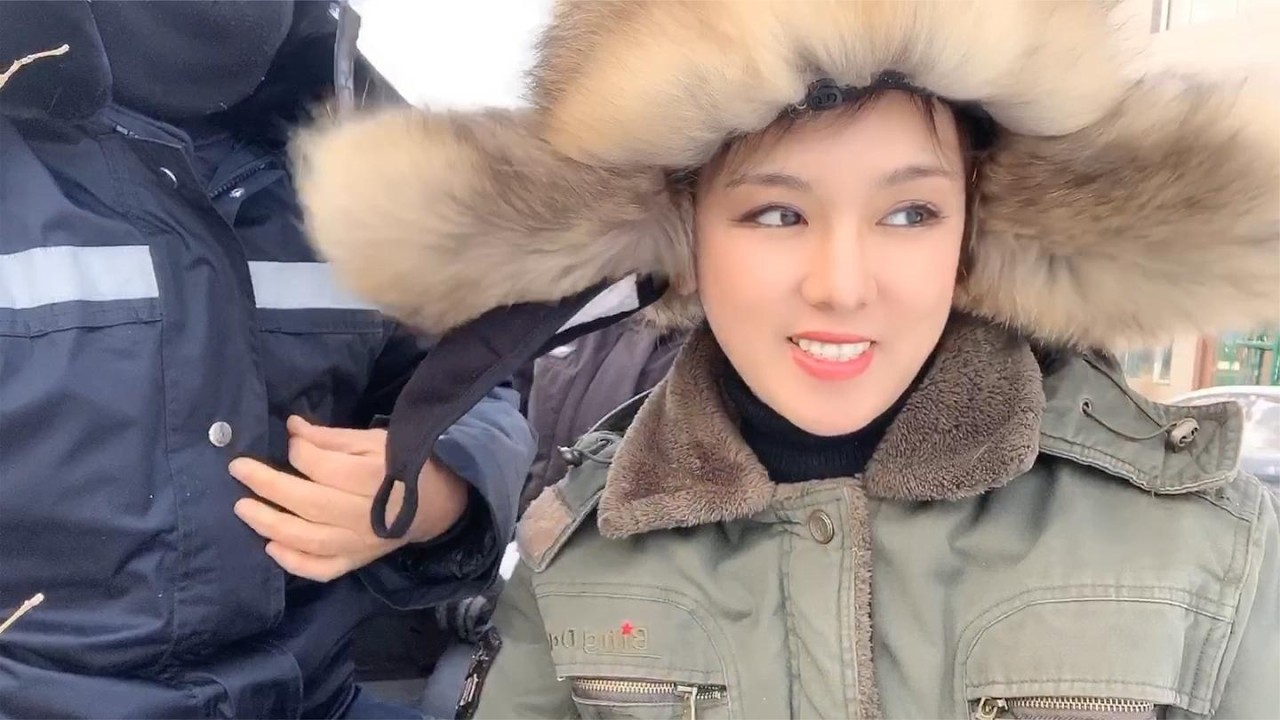 东北零下30度，坐敞篷三轮跑车是怎样的感受？雪面子刮脸帽子吹飞