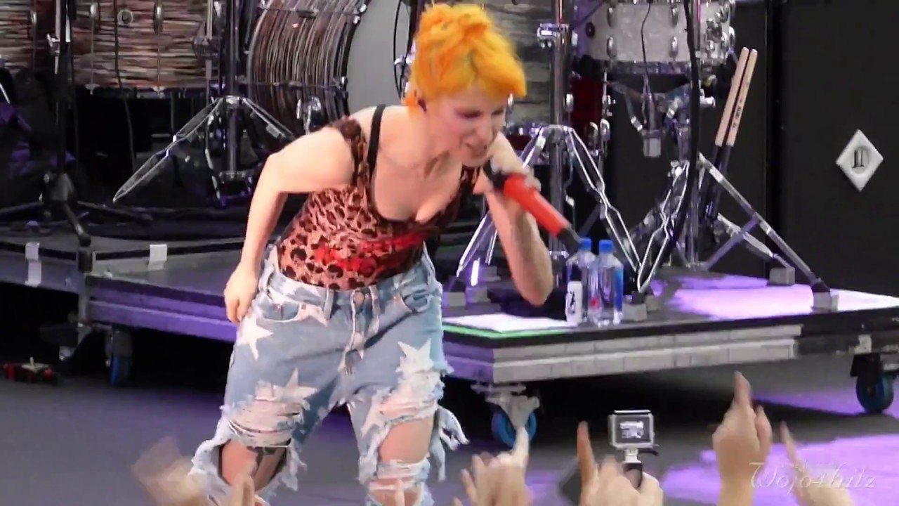 Paramore - Parahoy! 2016 Show #1 (Whole Show - HD) 3/05/16