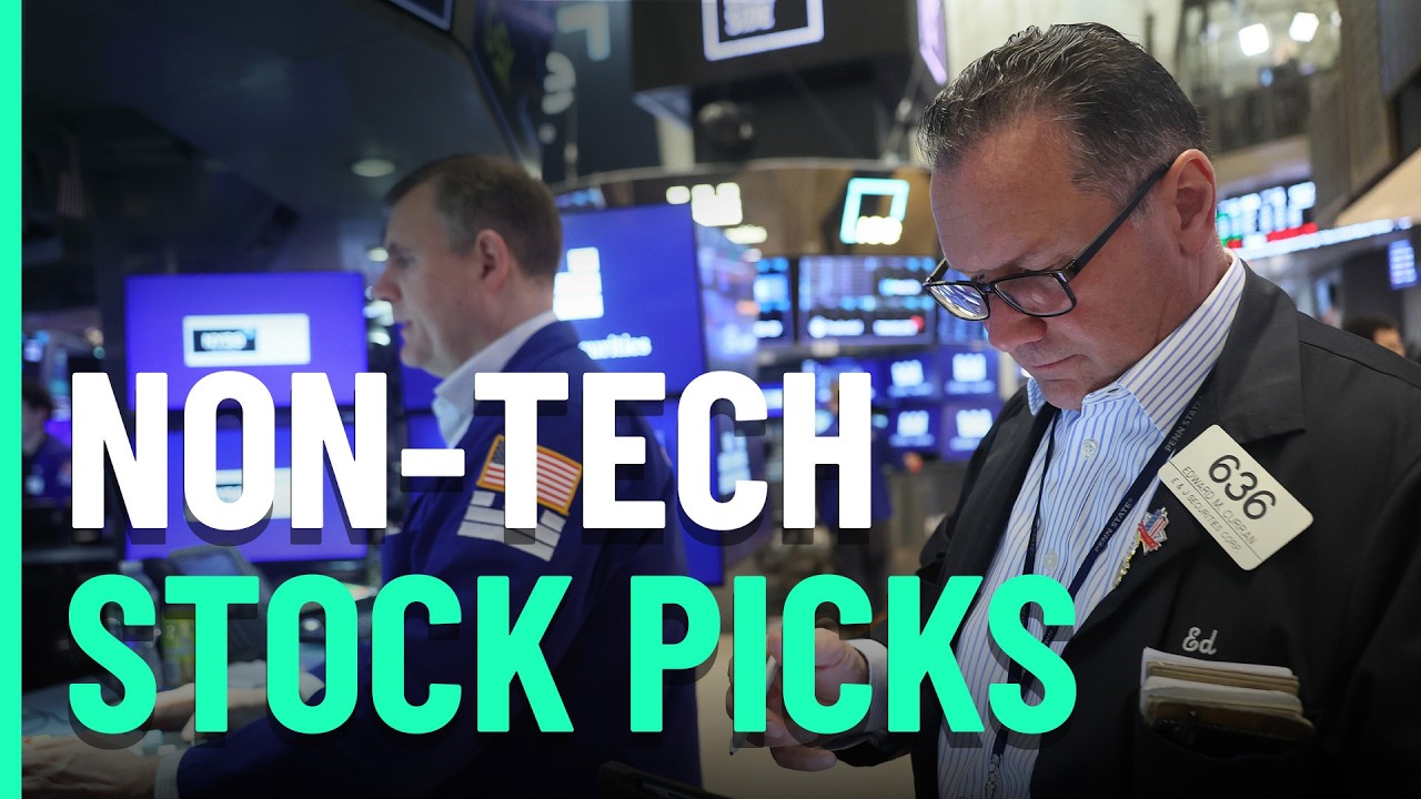 5 Dividend Stocks Beating Tech in 2026