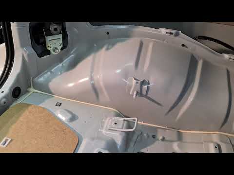 Suzuki Jimny – Rear Speaker Install – Fitting / 3rd Gen. 1998 – 2018