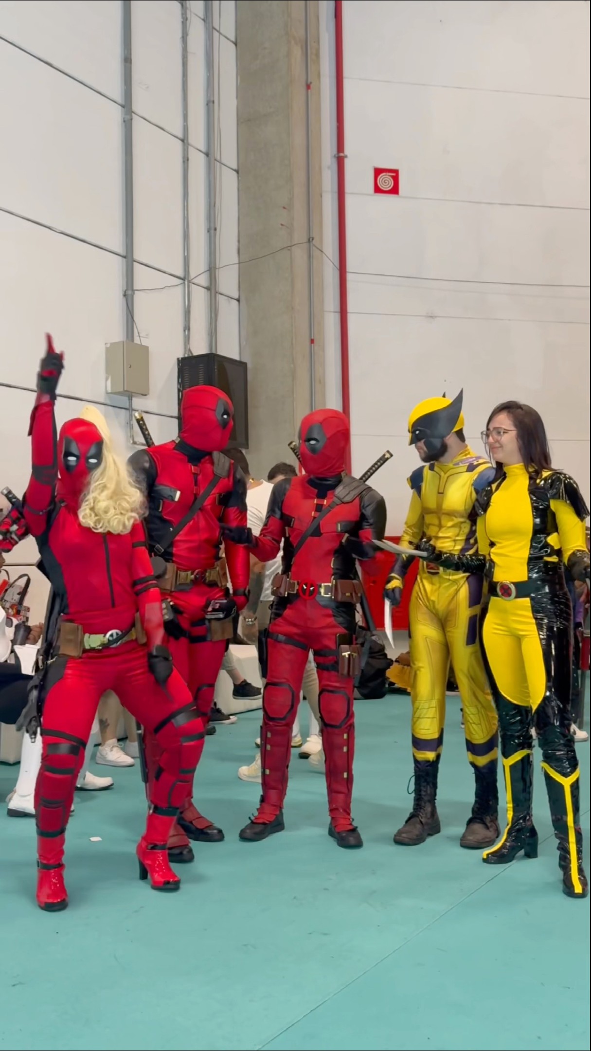 Vocês gostam da Ladypool? ?? ​⁠@ApolloSant #humor #funny #ladypool #wolverine #deadpool
