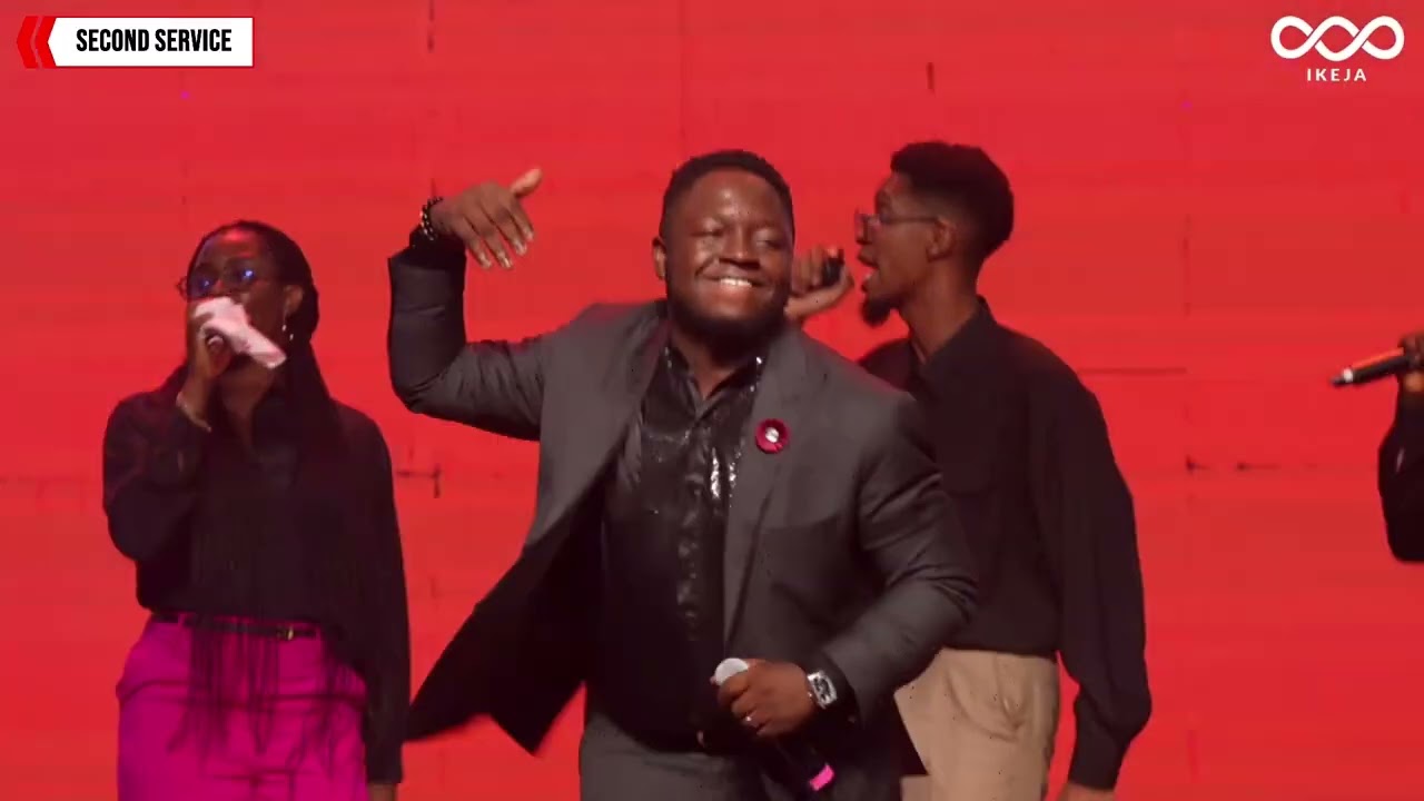 YOU CAN'T WATCH THIS AND NOT DANCE!! 🕺🏽💃🏽| @Steph_ade 