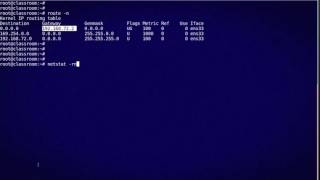how to find gateway IP in Linux