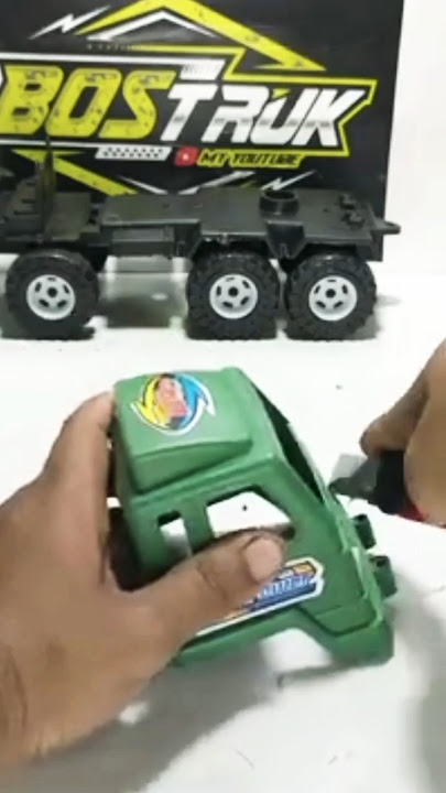 SEBELIM DAN SESUDAH DI PASANG KABIN TRUK MINIATUR #shorts #miniaturtrukoleng #miniaturtruckplastik