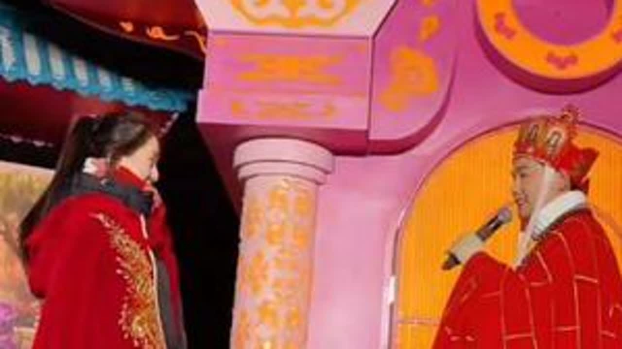 干净漂亮纯真的秋雅女王御弟哥哥：你倒是快抱啊