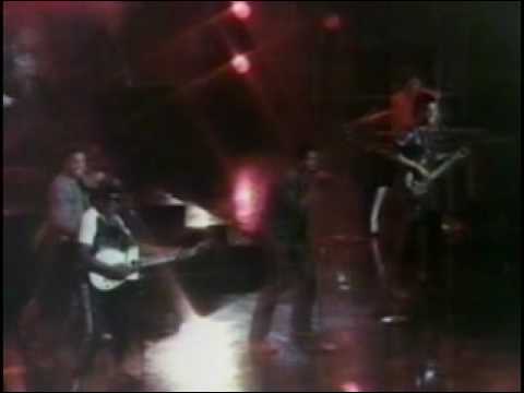 Michael Jackson Pepsi Commercial 1984 Concert Version With The Jacksons ...