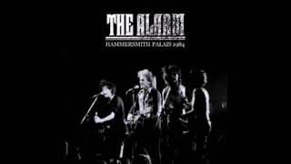 The Alarm - Tell Me (First Rebel Carriage, London 1984)