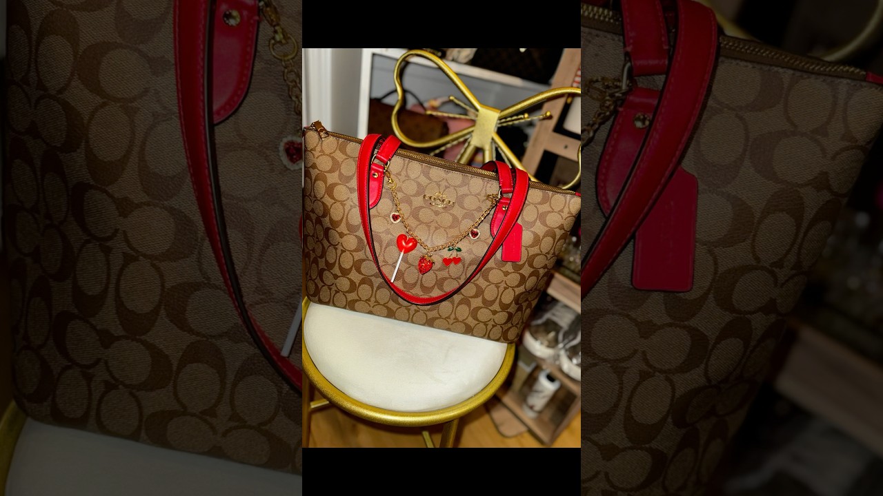 Gallery Tote Collection 