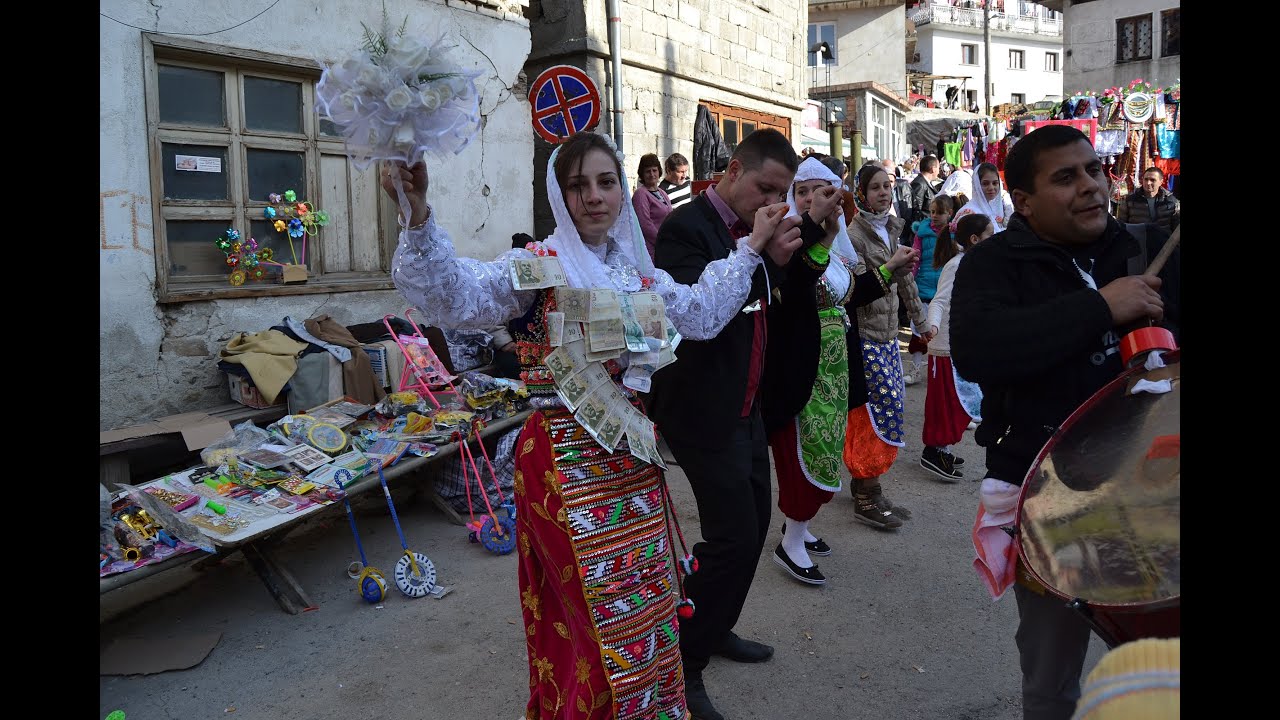 Бомбата - Тръгнал юнак - На сватба в Рибново