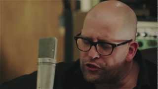 Video thumbnail of "Case Crayenord (Kees Kraayenoord) Running Into Love - Acoustic Video (Official)"