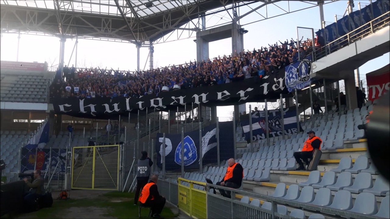 E: Korona Kielce - Ruch Chorzów [Ruch fans]. 2017-04-10 football score