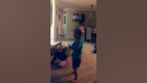 Kade’s dance moves (Seth fishing rod net lol)