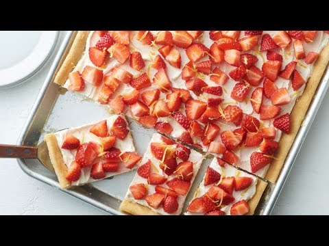 Strawberry-Lemonade Sugar Cookie Sheet-Pan Bars | Pillsbury Recipe