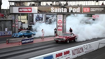 1974 Pontiac Firebird vs 1970 Dodge Challenger (2014 Mopar EuroNationals)