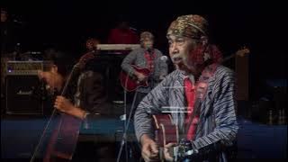 SAWUNG JABO - 40 tahun proses kreatif sirkus barock - Concert Hall Taman Budaya Yogyakarta 2016