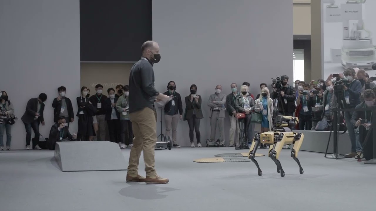 Hyundai at CES 2022 X Uniplan