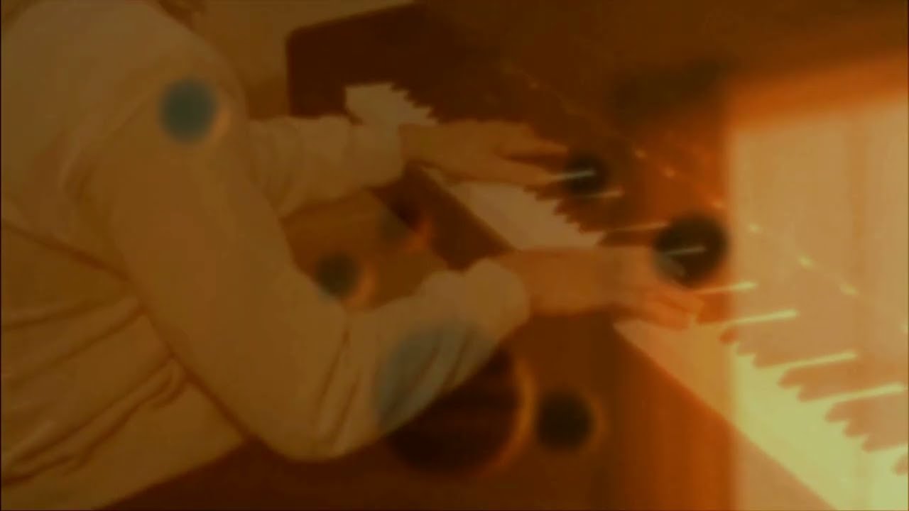 Plastic Monday - Spin