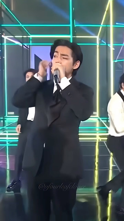 When Taehyung performs in a suit 🫠 #taehyung #v #thv #bts #butter #tma