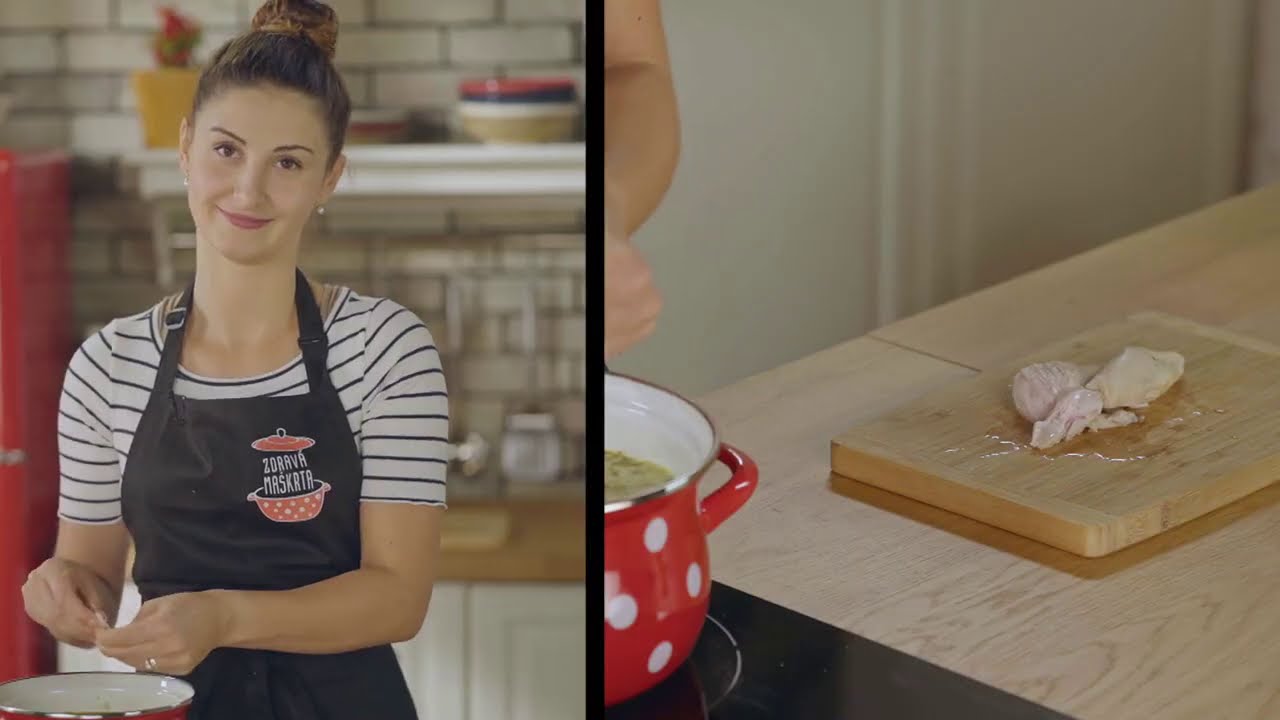 Polievka s kuracím mäsom, orzom a citrónovou šťavou