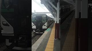 JR東日本長野支社の中央本線の岡谷駅にE257系5000番台臨時特急あずさ74号が岡谷駅に到着するミュージックホーン1回