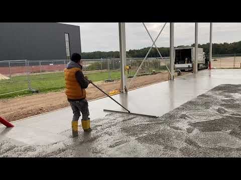 Video: Hoe breeuw je een betonnen oprit?