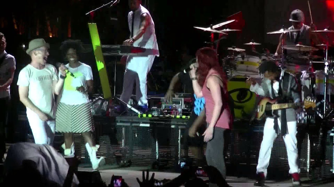 Tobymac Jesus Freak Ft. John Cooper, Jen Ledger, Lecrae, and Tedashii live Summer Shed Tour