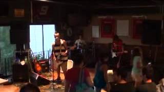 HHEH 2012 0727 benchwarmers