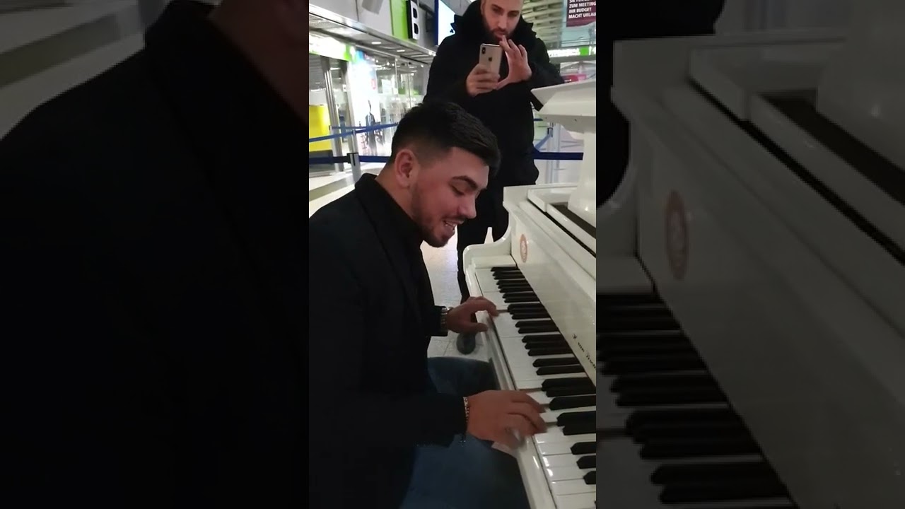 Shaban Regele din Banat - intr-o camera pustie (live in aeroportul dormund germania)