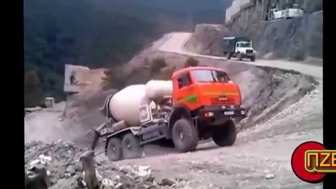 ⁣Приколы с грузовиками :: Автоприколы :: Trucks funny :: Big Car fails