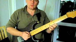 Funny Guitar Tips and Hank Marvin Tone and tricks chords