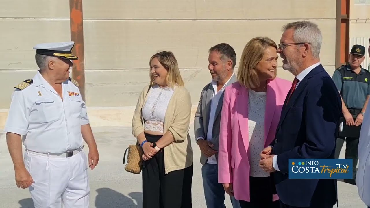 La Marina Española presente en el Puerto de Motril preparados para el Día de las Fuerzas Armadas.