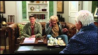 Dumb and Dumber To | Film Clip | Harry Tries To Call His Daughter