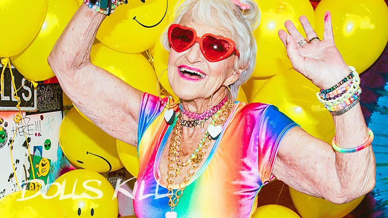 Meet Grandma Lill, the Adorable Grandma Doing MakeupTutorials Meet Grandma Lill, the Adorable Grandma Doing MakeupTutorials new photo Meet Grandma Lill, the Adorable Grandma Doing MakeupTutorials Meet Grandma Lill, the Adorable Grandma Doing MakeupTutorials new pics
