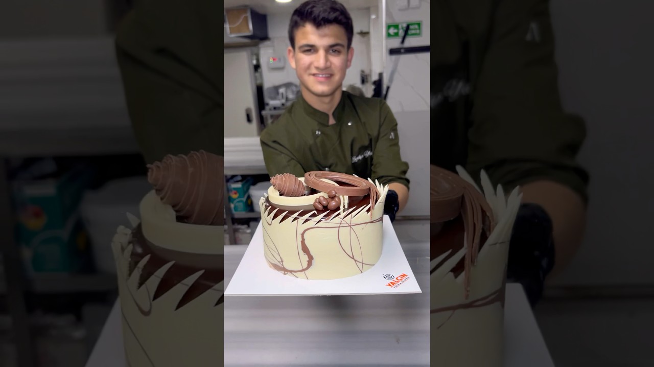 Türkiye’nin en genç ustasından çikolatalı soğuk mermer çalışmalı pasta yapımı !! 