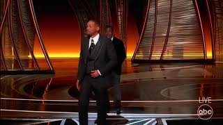 Chris Rock gets slapped by Will Smith (Oscars 2022)