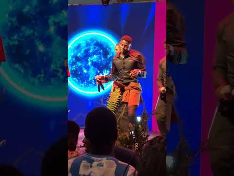 Balaa La Agape Gospel Band Kwenye Stage 