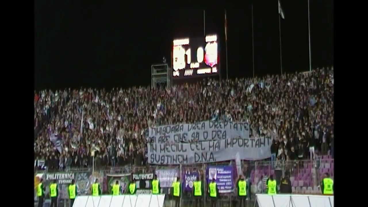 Poli Timisoara-Steaua 2-0 in Cupa Romaniei. Coregrafia completa Peluza Sud I