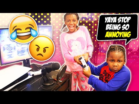 Annoying Dj while he plays on his Ps5